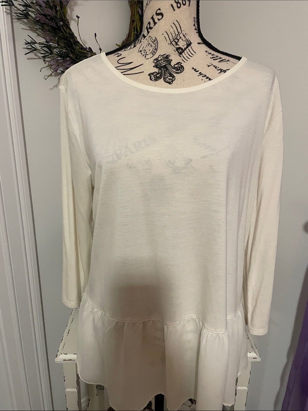 STYLUS Cream Long-Sleeve Peplum Top